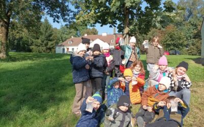 Archeolodzy z klas 2. w Branicach